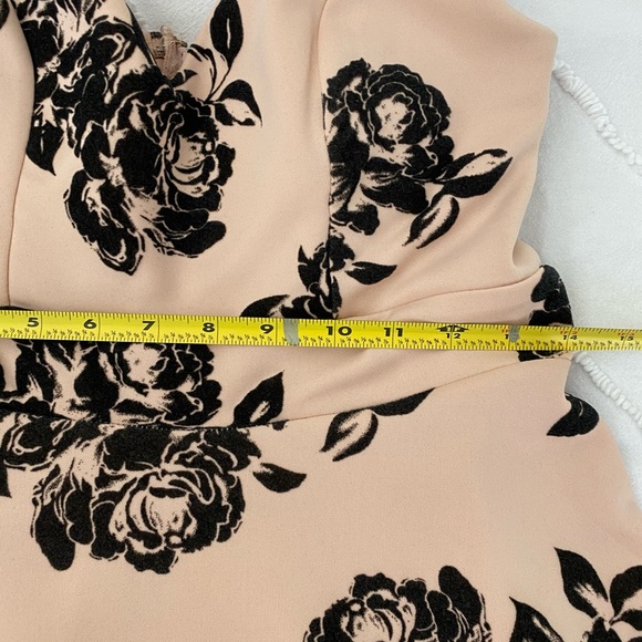 Trixxi Dress 👗 - Picture 11 of 12